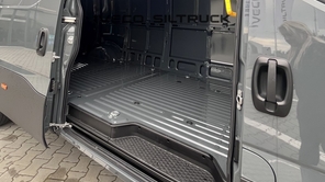 IVECO Daily 35S16 FURGON