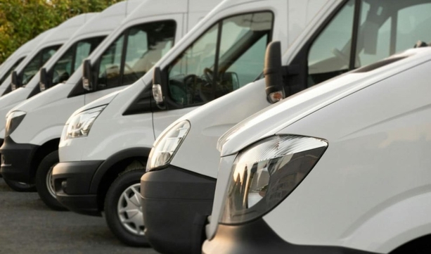 Zalety współpracy z autoryzowanym dealerem Iveco dla firm transportowych