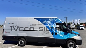 IVECO Daily 35S14 V FURGON