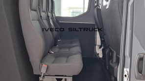 IVECO Daily 35S16 VAN przewóz osób
